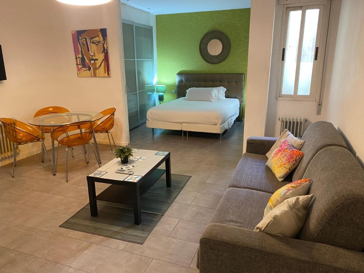 Gasthuis Sixrooms Plaza Mayor 4*